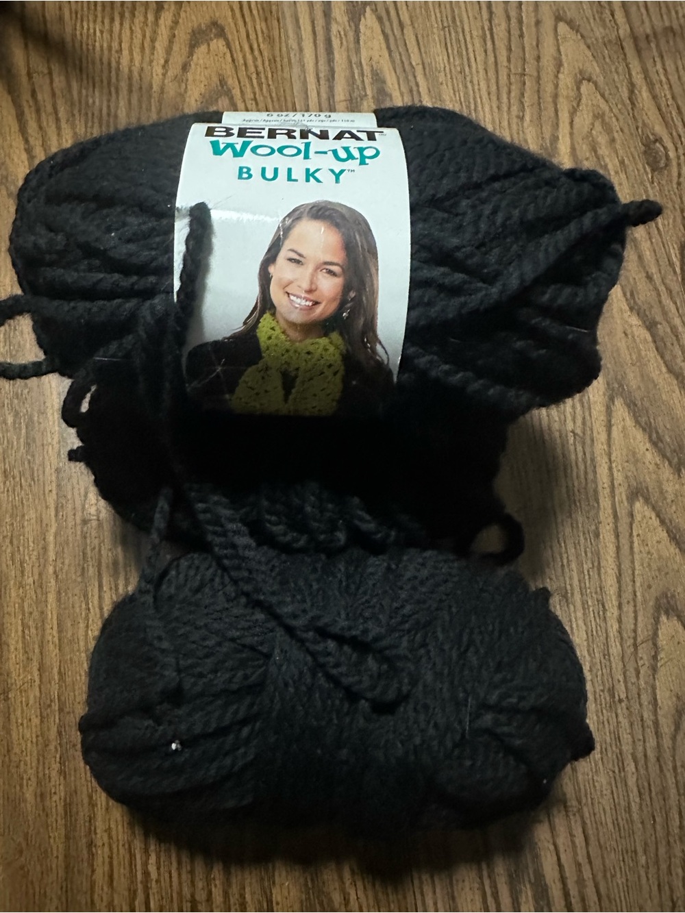 Wool-Up Bulky Women's Sweater Yarn - Black: 4 pack bundle